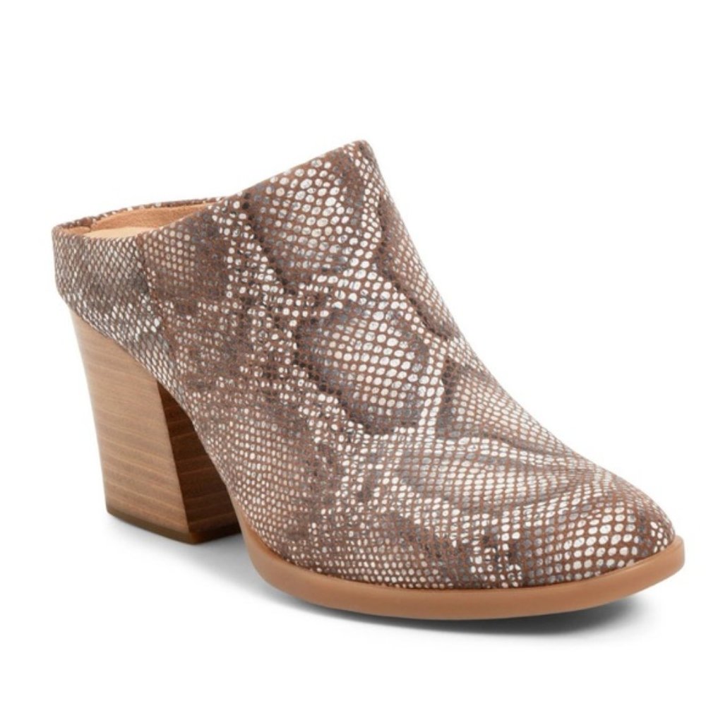 NEW BORN Eustis Snakeskin Mule - Picture 11 of 16